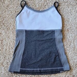 Triple Flip tank, size 3 = 10, euc